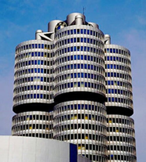 Мюнхен. Штаб–квартира BMW. 